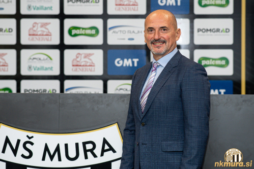 Vladimir Vermezović je postal trener Mure. Vladimir Vermezović je postal trener Mure.
