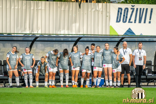 Murašice v pričakovanju končnega razpleta. Murašice v pričakovanju končnega razpleta.