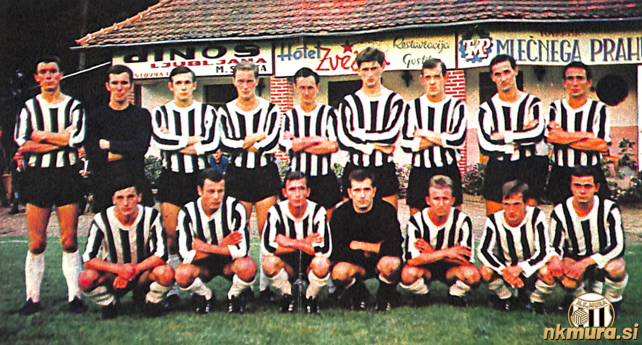 Mura v sezoni 1968/69. Stojijo od leve: Satler, Bračič, Puškarič, Klepec, Rebrica, Kukanja, Tolić, Šarotar, Miloševič. Čepijo: Urek, Koblencer, Tkalčec, Vrdjuka, Sečko, Kološa in Erniša.