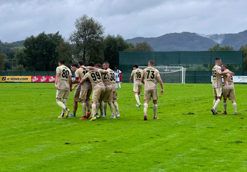 Veselje murašev po zadetku Maruška.