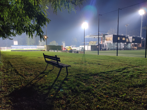 Pogled na stadion z drugačne perspektive. Pogled na stadion z drugačne perspektive.