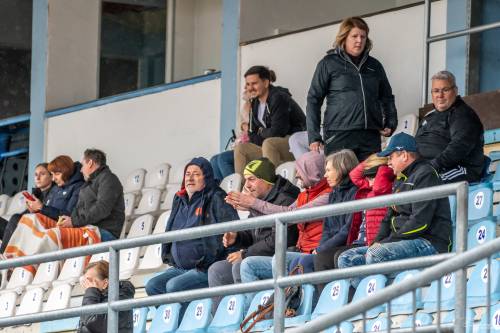 Po uradnih podatkih NZS si je tekmo ogledalo 63 gledalcev. Po uradnih podatkih NZS si je tekmo ogledalo 63 gledalcev.