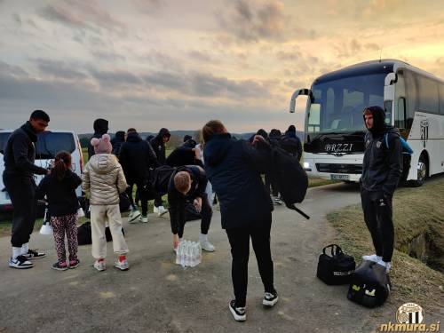 Brzi čaka muraše, da jih popelje nazaj za Mursko Soboto.