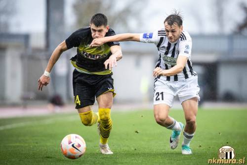 Tin Hrvoj in Tilen Ščernjavič. Tin Hrvoj in Tilen Ščernjavič.