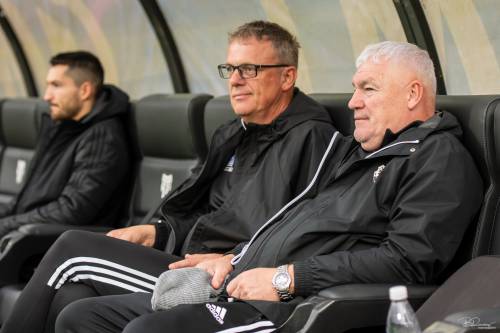 Trenerski štab murašic. Dva nekdanja igralca črno-belih. Od leve Zdenko Maučec in Bojan Jančar.