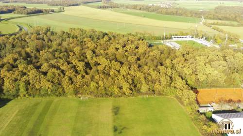 Grbavica in v ozadju Fazanerija. Novembra 2023. Grbavica in v ozadju Fazanerija. Novembra 2023.