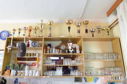 Notranjost dnevnega bara GOL. Notranjost dnevnega bara GOL.