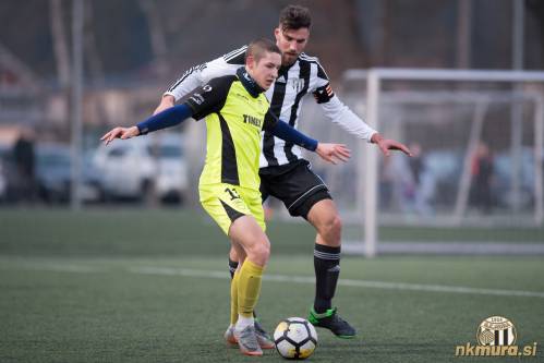 V drugem polčasu je kapetanski trak nosil Saša Celec. V drugem polčasu je kapetanski trak nosil Saša Celec.