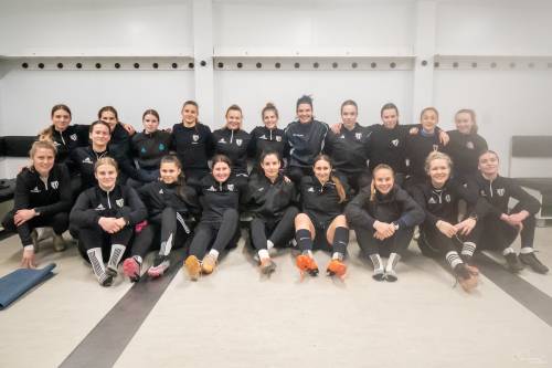 Neža Hrga, Asja Cvetkovič, Lana Šernek, Teja Truntič, Noelle Vilčnik, Živa Rakovec, Evelina Kos, Hana Serec, Ana Marija Kršljin Stojić, Yana Malakhova, Sara Adam, Zala Vindišar, Špela Kolbl, Lea Dolinar, Lana Jakšič, Tija Šoštarič Karič, Lucija Kos, Ines Sok, Iva Kocijan, Tereza Bednárová in Aleksandra Đorđević.