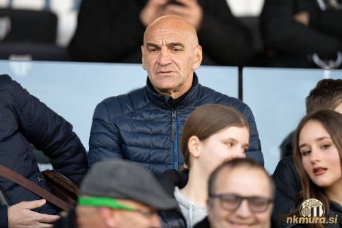 Marijan Bakula si je ogledal 89. prvenstveni prekmursko štajerski derbi. Fotografija je nastala 18. februarja 2024. Marijan Bakula si je ogledal 89. prvenstveni prekmursko štajerski derbi. Fotografija je nastala 18. februarja 2024.