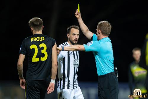 Rumeni karton. Ivan Krolo in Žiga Kous. Rumeni karton. Ivan Krolo in Žiga Kous.