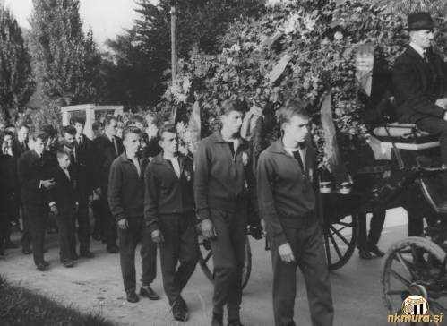 S pogreba dolgoletnega sekratarja NK Sobota Vlada Cvetka. S pogreba dolgoletnega sekratarja NK Sobota Vlada Cvetka.