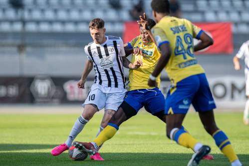 Ivan Šarić je v 12. minuti dosegel zadetek, vendar je sodnik storil napako in prej prekinil igro. Na tekmi proti Kopru, 14. aprila 2024.