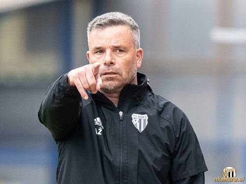 Anton Žlogar je na klopi Mure debitiral 25. februarja proti Radomljam. Prve zmage se je veselil na svoji sedmi tekmi. Anton Žlogar je na klopi Mure debitiral 25. februarja proti Radomljam. Prve zmage se je veselil na svoji sedmi tekmi.