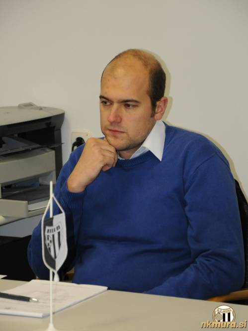 Podpredsednik Matej Puhan. Podpredsednik Matej Puhan.