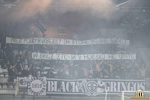Sporočilo Black Gringosov.