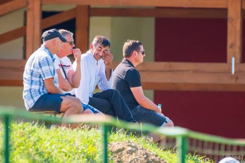 V sredini: Zdenko Maučec – trener ŽNK Olimpija Ljubljana.