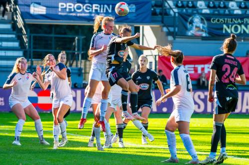 Zračni dvoboj Yane Malakhove. Zračni dvoboj Yane Malakhove.