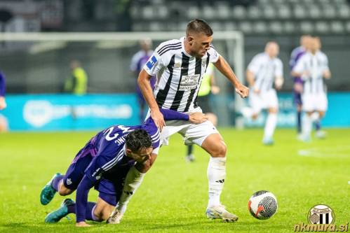 Amadej Maroša in Luka Krajnc. Amadej Maroša in Luka Krajnc.