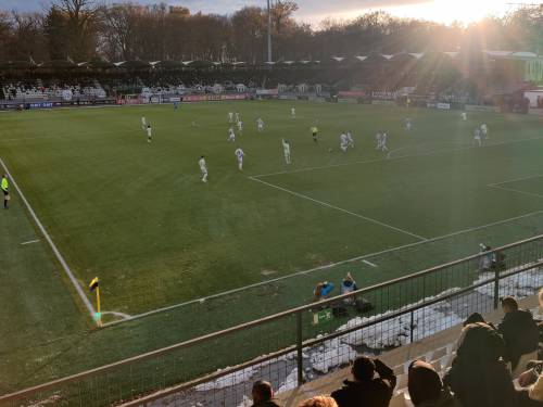 Dvoboj Mura : Olimpija s severne tribune. Dvoboj Mura : Olimpija s severne tribune.