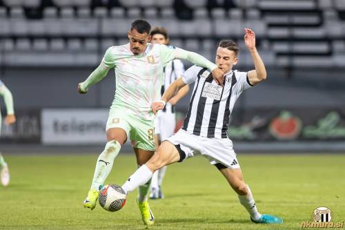 Thalisson in Sandi Nuhanović. Thalisson in Sandi Nuhanović.