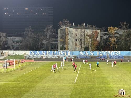 Večerni dvoboj Primorja in Mure v Novi Gorici. Večerni dvoboj Primorja in Mure v Novi Gorici.