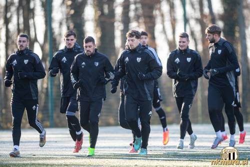 Od leve: Dario Vizinger, Žiga Laci, Amadej Maroša, kai Cipot, Matic Vrbanec in Vid Šumenjak. Od leve: Dario Vizinger, Žiga Laci, Amadej Maroša, kai Cipot, Matic Vrbanec in Vid Šumenjak.