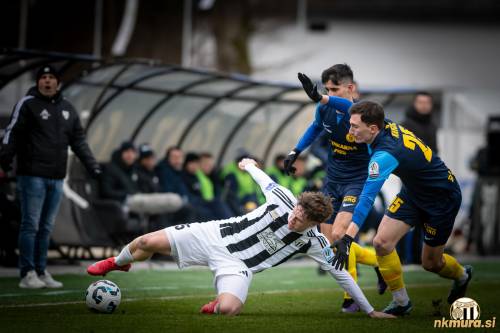 Jaka Domjan in Matija Kavčič. Jaka Domjan in Matija Kavčič.