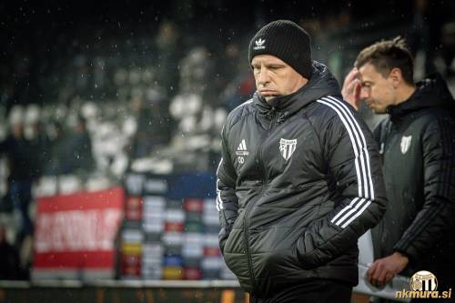 Oskar Drobne je proti Kopru zadnjič vodil Muro. Oskar Drobne je proti Kopru zadnjič vodil Muro.