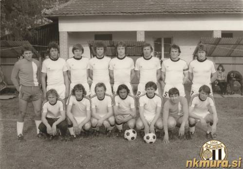 Mura leta 1979. Stojijo (od leve): Ribaš, Šarkezi, Rous, Pintarič, Nagy, Horvat, Jerič, Gašpar. Čepijo: Slavic, Horvat, Hozjan, Kuzma, Mörec, Gerenčer (fotograf), Baranja.