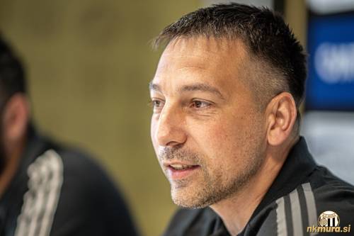Iva Kurtušić na novinarski konferenci 29. aprila 2025.