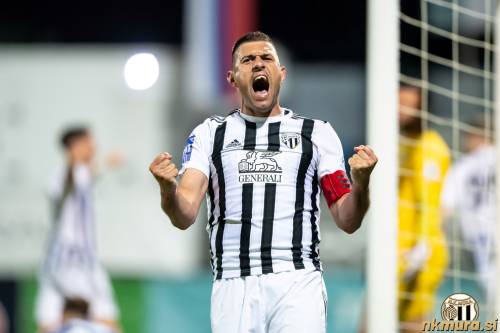 Amadej Maroša je s skupnimi šestnajstimi doseženimi zadetki naj strelec Mure v sezoni 2024/2025. 9 zadetkov je dosegel v prvenstvu in 7 v pokalu. Amadej Maroša je s skupnimi šestnajstimi doseženimi zadetki naj strelec Mure v sezoni 2024/2025. 9 zadetkov je dosegel v prvenstvu in 7 v pokalu.
