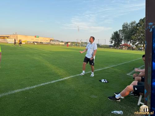 Trener Ivan Kurtušić. Trener Ivan Kurtušić.