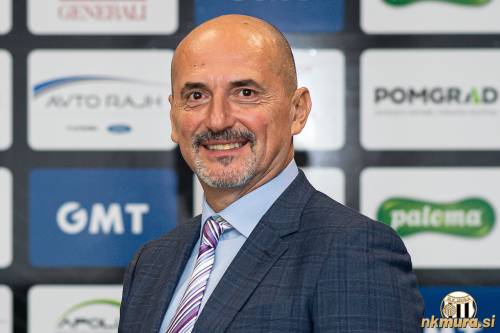 Vladimir Vermezović na predstavitvi za trneerja Mure. Fotografija je nastala 6. septembra 2023.