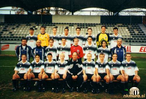 Mladinci Mure v sezoni 2000/2001. Zgornja vrsta (od leve): Simon Gjerek, Davorin Šnajder, Bojan Horvat, Mitja Mörec, Aleš Kerec, Simon Cotter, Matjaž Vugrinec, Dejan Mlinarič.
Srednja vrsta: Marjan Matjašec (ekonom), Boris Juraković (tehnični vodja), Leon Bači, Aleš Šajt, Jožek Špilak, Mihael Ivanič, Damijan Kaučič, Dušan Faršang (tehnični vodja).
Spodnja vrsta: Darko Tratnjek, Damir Baler, Dejan Mertuk, Tadej Kreft, Milan Koblencer (trener), Alem Maksuti, Kristijan Šadl, Alan Šoštarič, Darjan Slavic. Sezono  prej so mladinci osvojili naslov državnih prvakov.