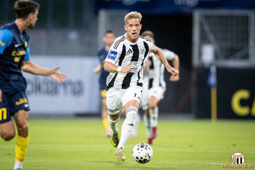 Niko Kasalo na uvodni tekmi sezone 2026/27.