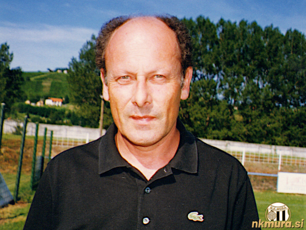 Milan Koblencer na stadionu Nafte v Lendavi.