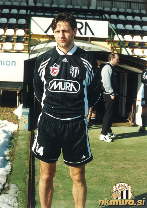 Haris Alihodžić leta 1999. Haris Alihodžić leta 1999.