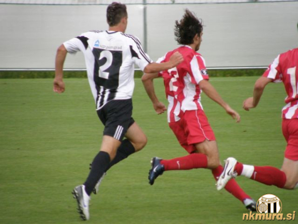 Tekma med Muro in Crveno zvezdo. Tekma med Muro in Crveno zvezdo.