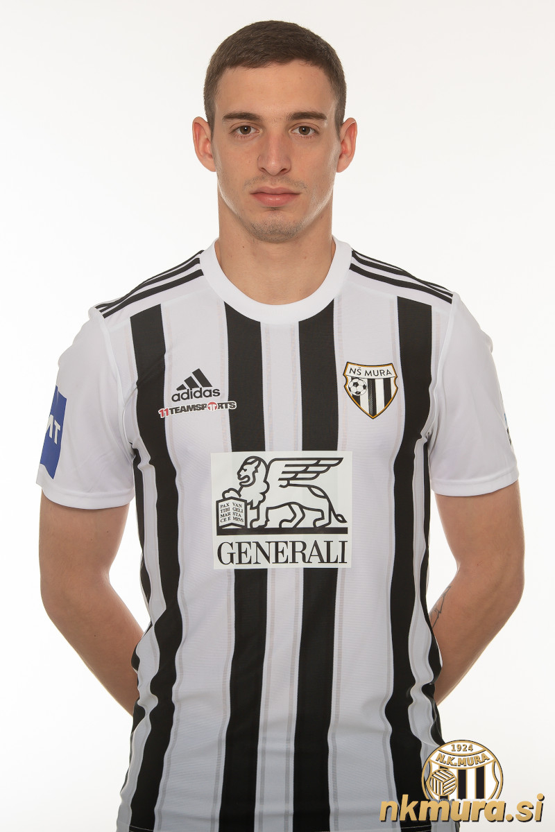 SaricIvan2023.jpg Ivan Šarić leta 2023.