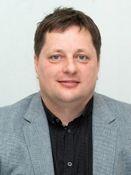 Robert Kuzmič Robert Kuzmič